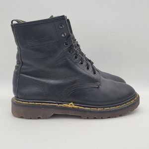 DR. Martens Doc Classic Black Lace Up Ankle Boot Airwair Made England W7 M6